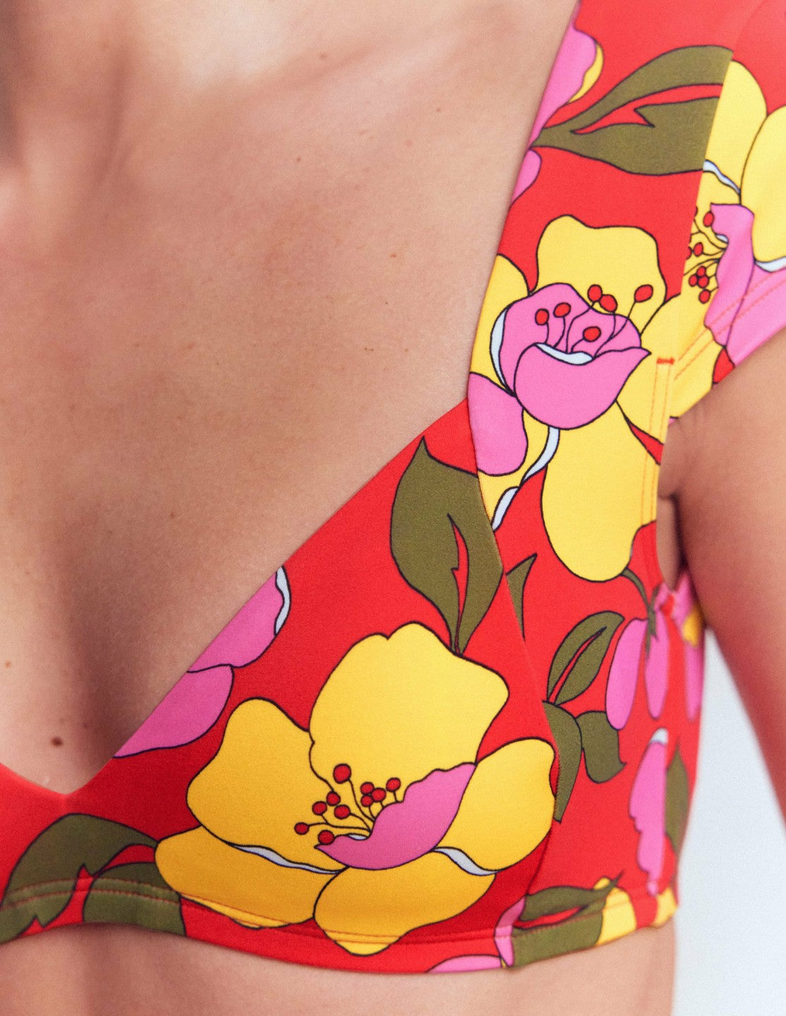 Boden Women Sweetheart Sleeve Bikini Top-Red, Radiant Bloom