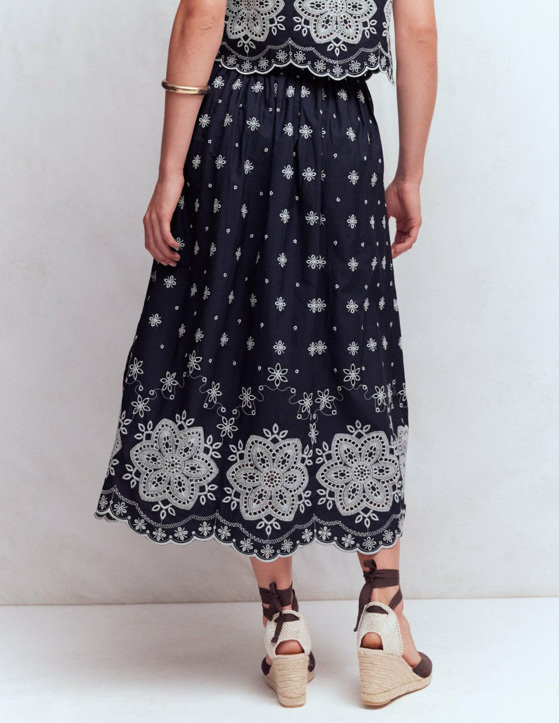 Boden Women Verity Broderie Poplin Skirt-Navy
