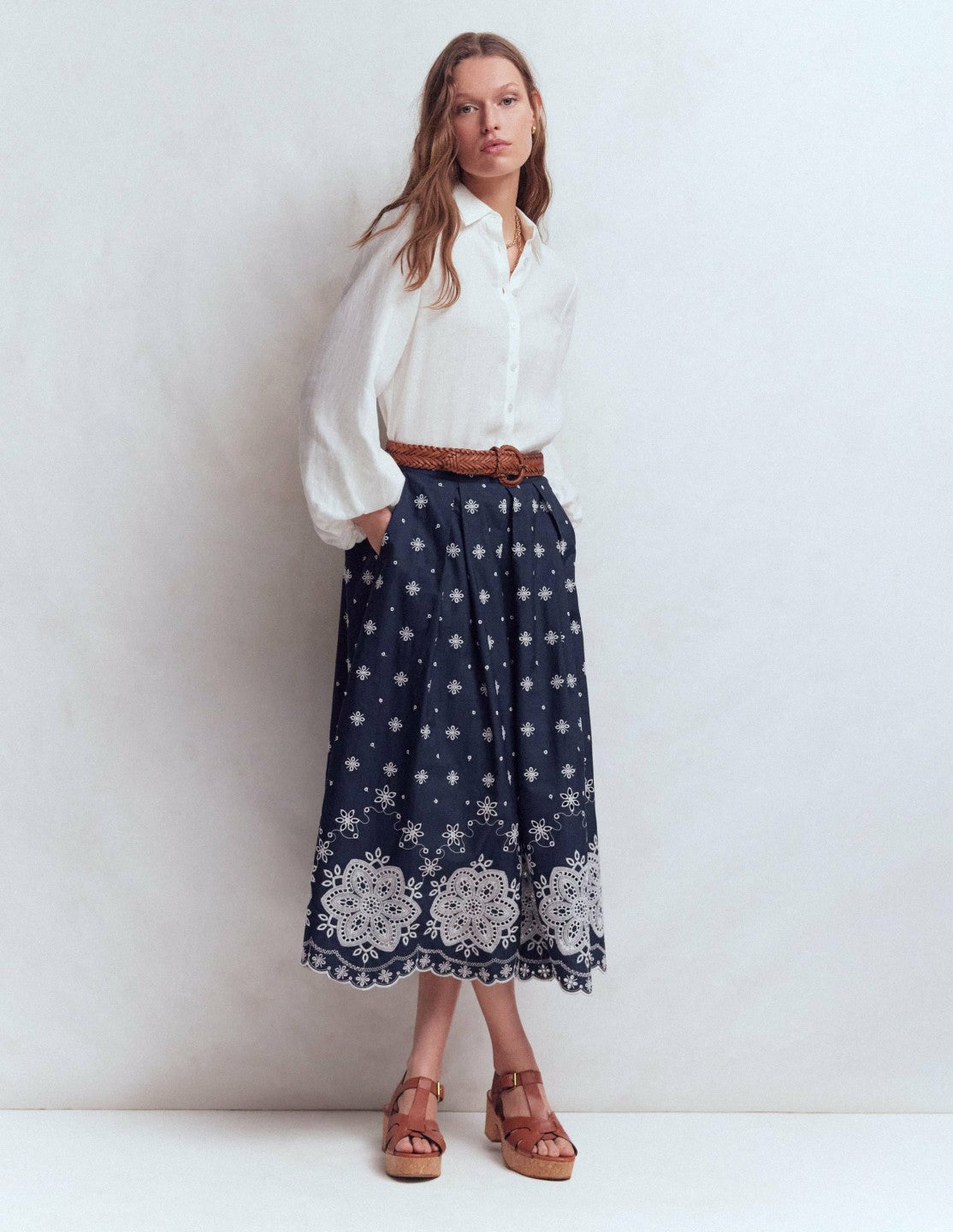 Boden Women Verity Broderie Poplin Skirt-Navy