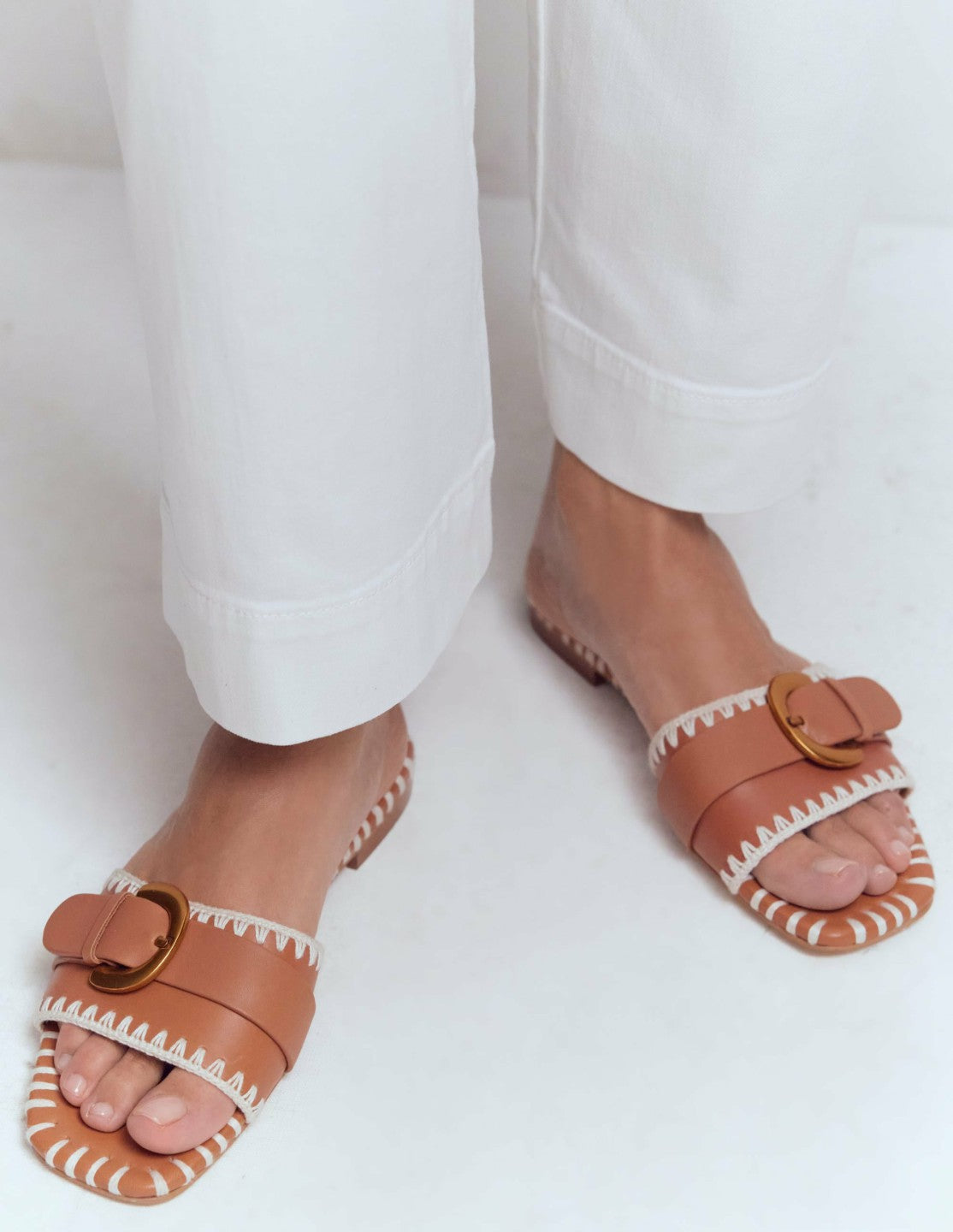 Boden Women Trim Detail Flat Sandal-Tan