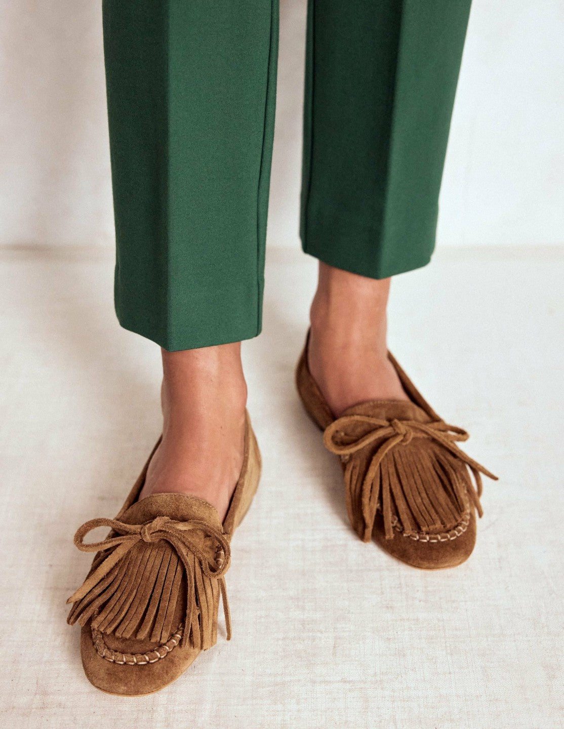 Boden Women Soft Tassel Deck Shoes-Tan