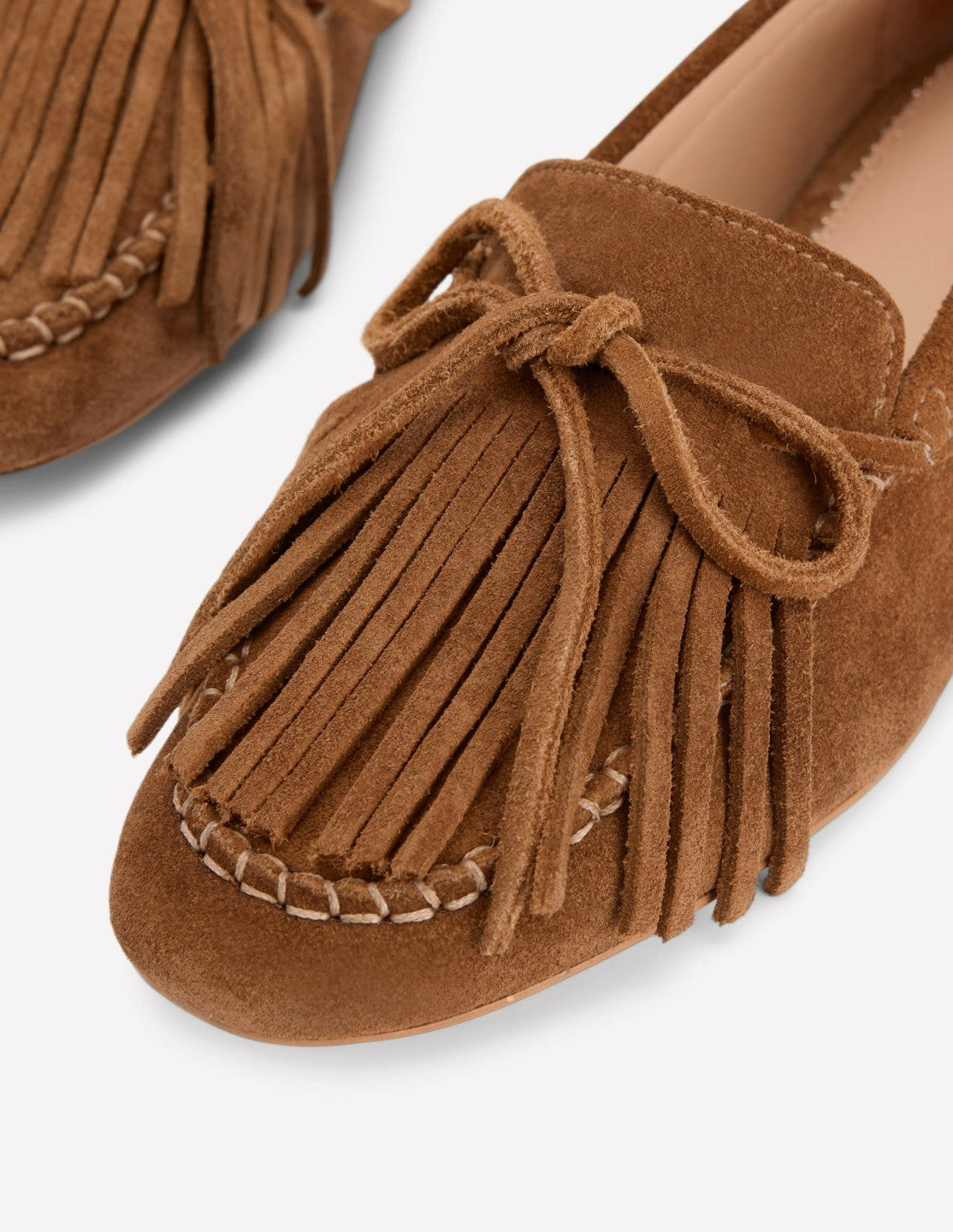 Boden Women Soft Tassel Deck Shoes-Tan