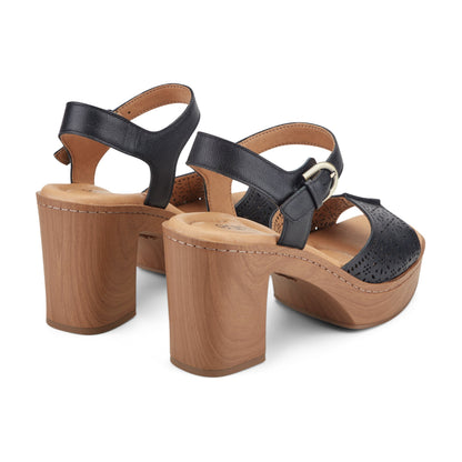 Earth Shoes Quinty Heeled Dress Sandals