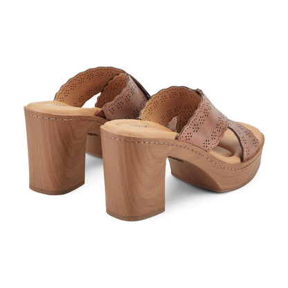 Earth Shoes Qamra Slip-on Dress Sandals