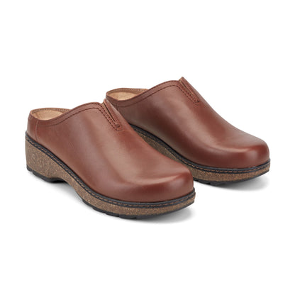 Earth Shoes Kolia Round Toe Slip-on Casual Clogs