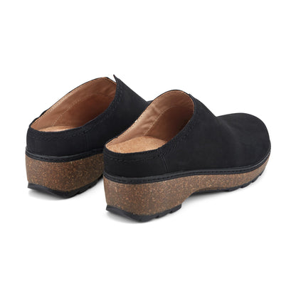 Earth Shoes Kolia Round Toe Slip-on Casual Clogs