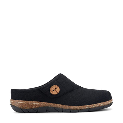Earth Shoes Ezra Slip-On Clogs