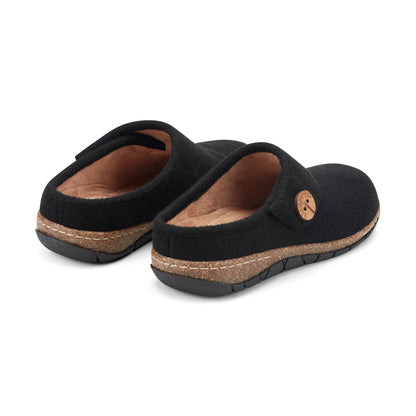 Earth Shoes Ezra Slip-On Clogs