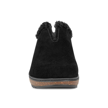 Earth Shoes Kolia Round Toe Slip-on Casual Clogs