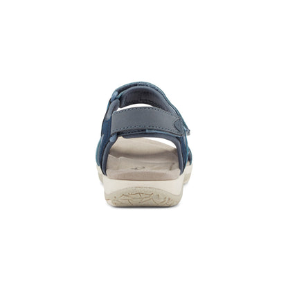 Earth Shoes Skylar Round Toe Lightweight Casual Flat Sandals