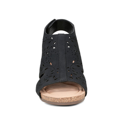 Earth Shoes Halin Round Toe Casual Slingback Wedge Sandals