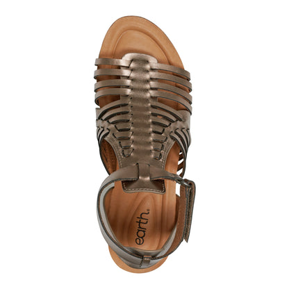 Earth Shoes Hattie Round Toe Strappy Wedge Sandals
