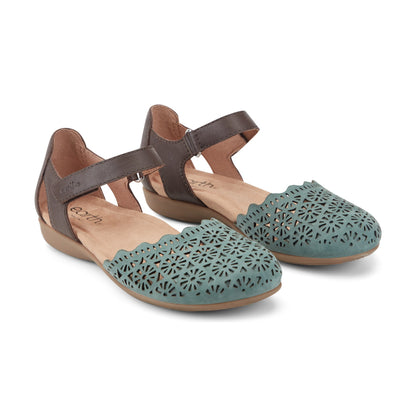 Earth Shoes Bronnie Casual Slip-On Perforated Sandals