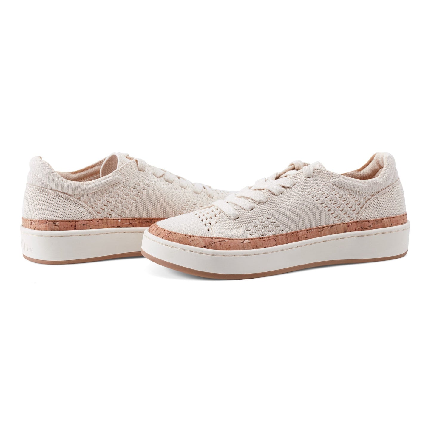Earth Shoes Knight Round Toe Lace-up Casual Sneakers