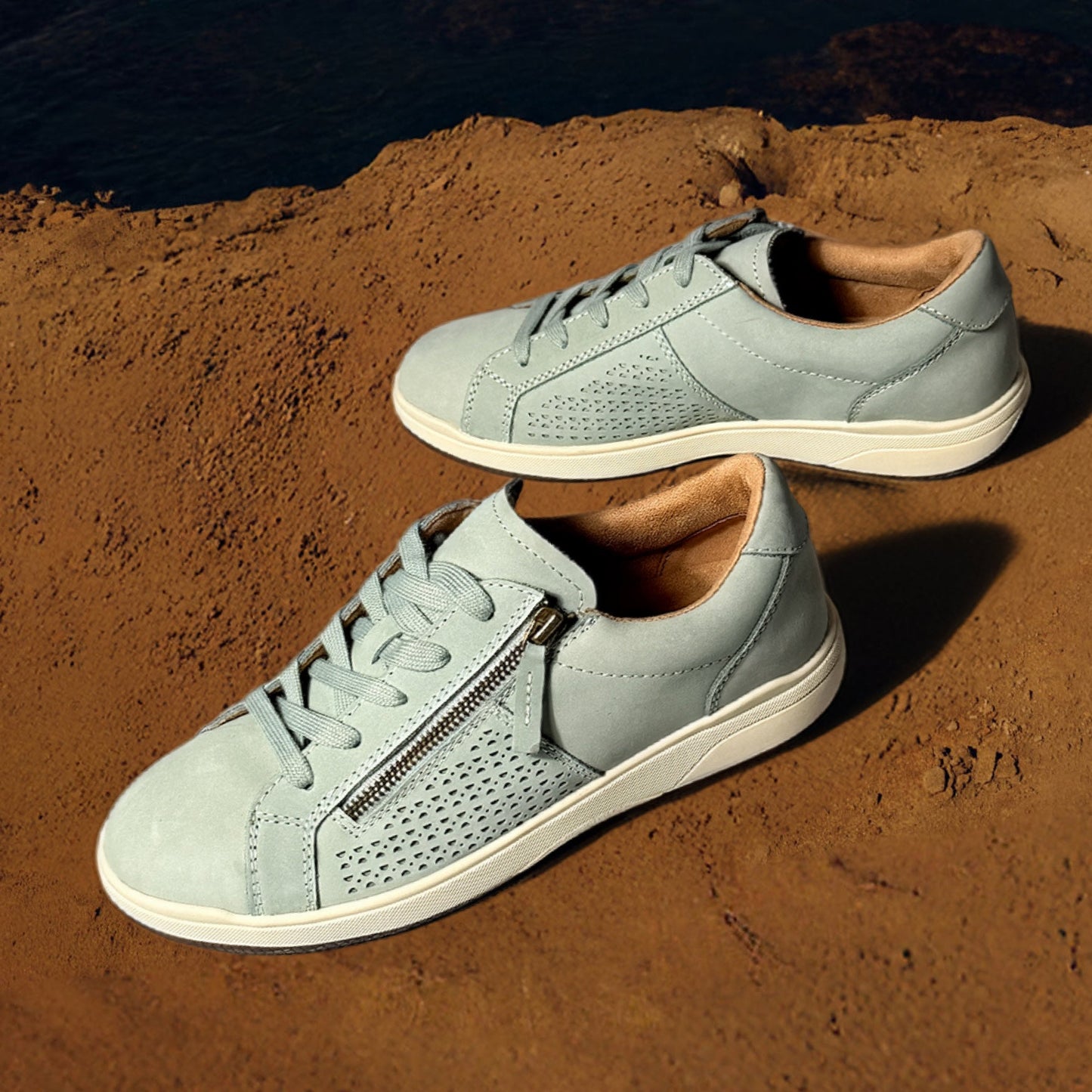Earth Shoes Netta Round Toe Casual Lace-up Sneakers