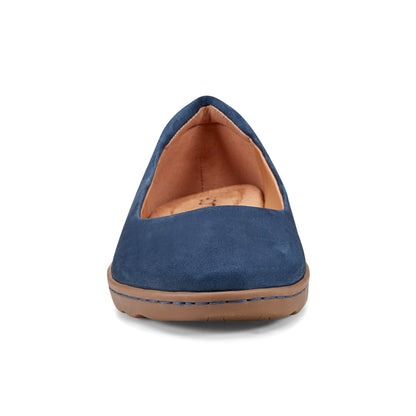 Earth Shoes Landen Round Toe Casual Flats