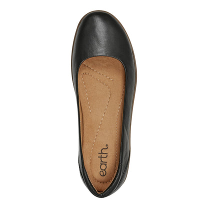 Earth Shoes Landen Round Toe Casual Flats