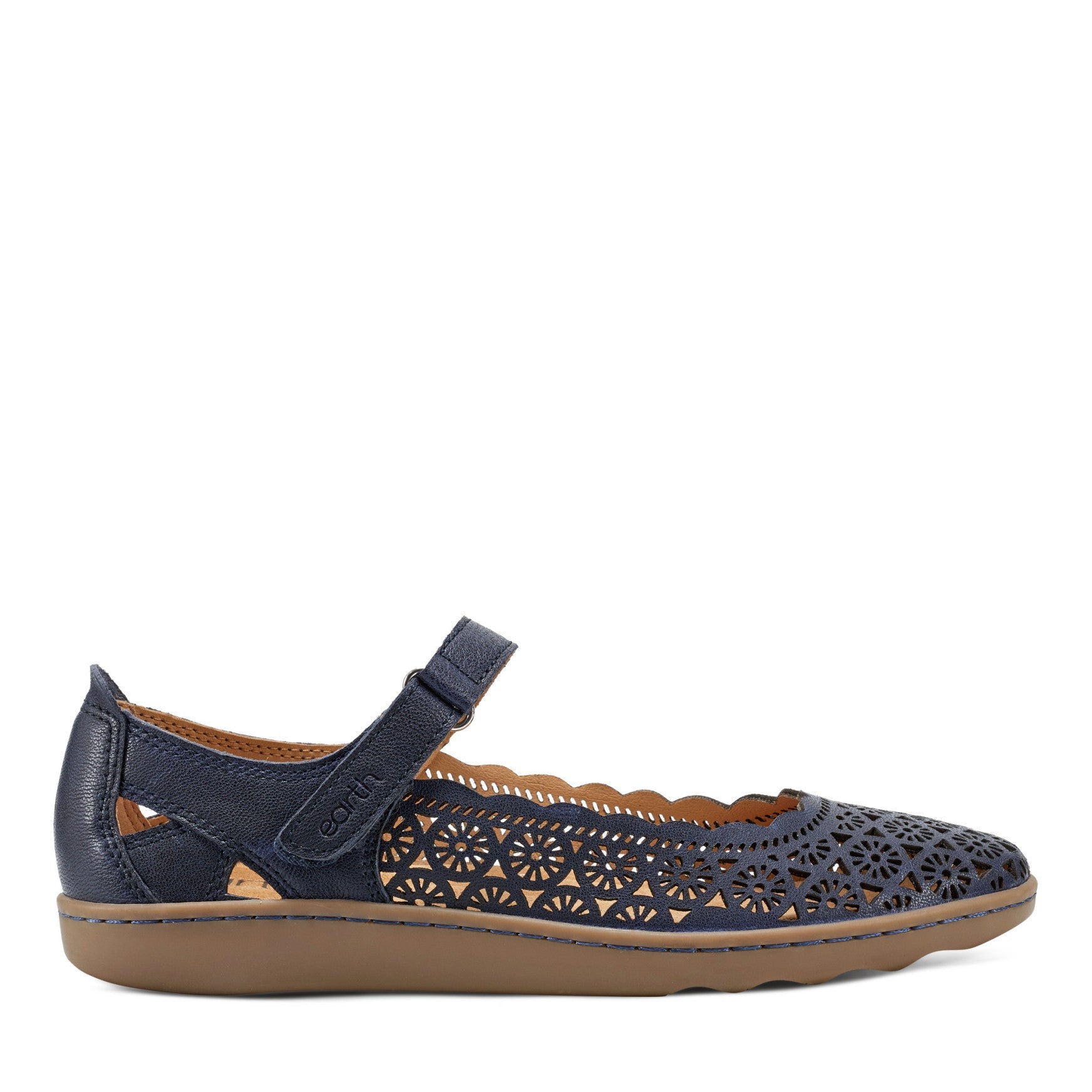 Earth Shoes Lady Perforated Slip-On Ballet Flat