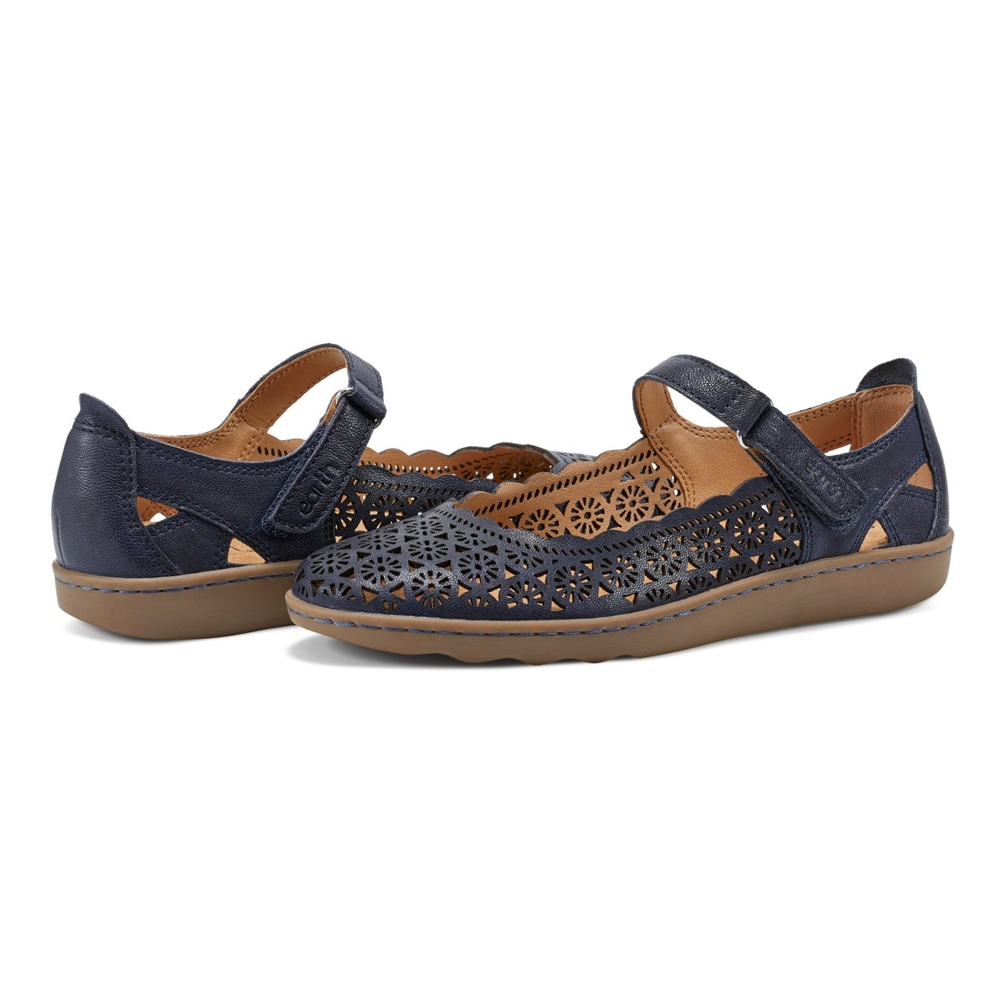 Earth Shoes Lady Perforated Slip-On Ballet Flat