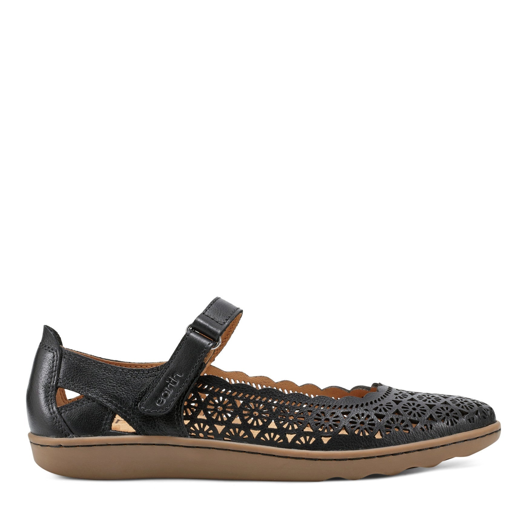 Earth Shoes Lady Perforated Slip-On Ballet Flat