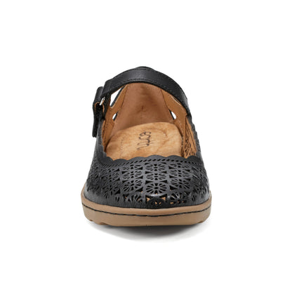 Earth Shoes Lady Perforated Slip-On Ballet Flat