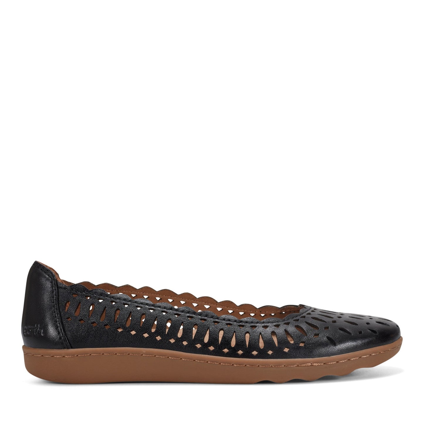 Earth Shoes Luna Round Toe Casual Slip-on Ballet Flats