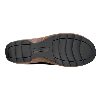 Earth Shoes Kolia Round Toe Slip-on Casual Clogs