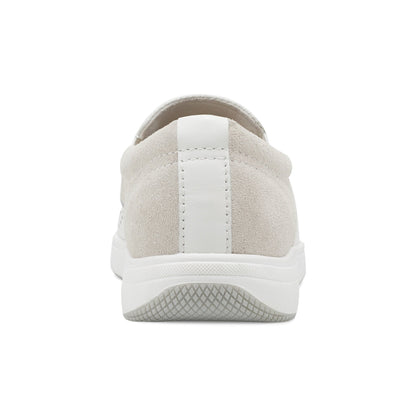 Earth Shoes Nel Laser Cut Round Toe Casual Slip-on Sneakers