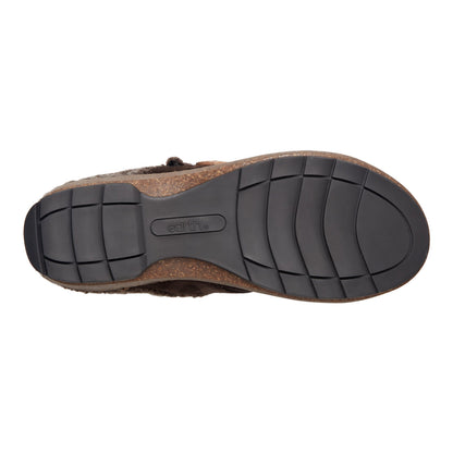Earth Shoes Karsten Round Toe Slip-on Casual Clogs