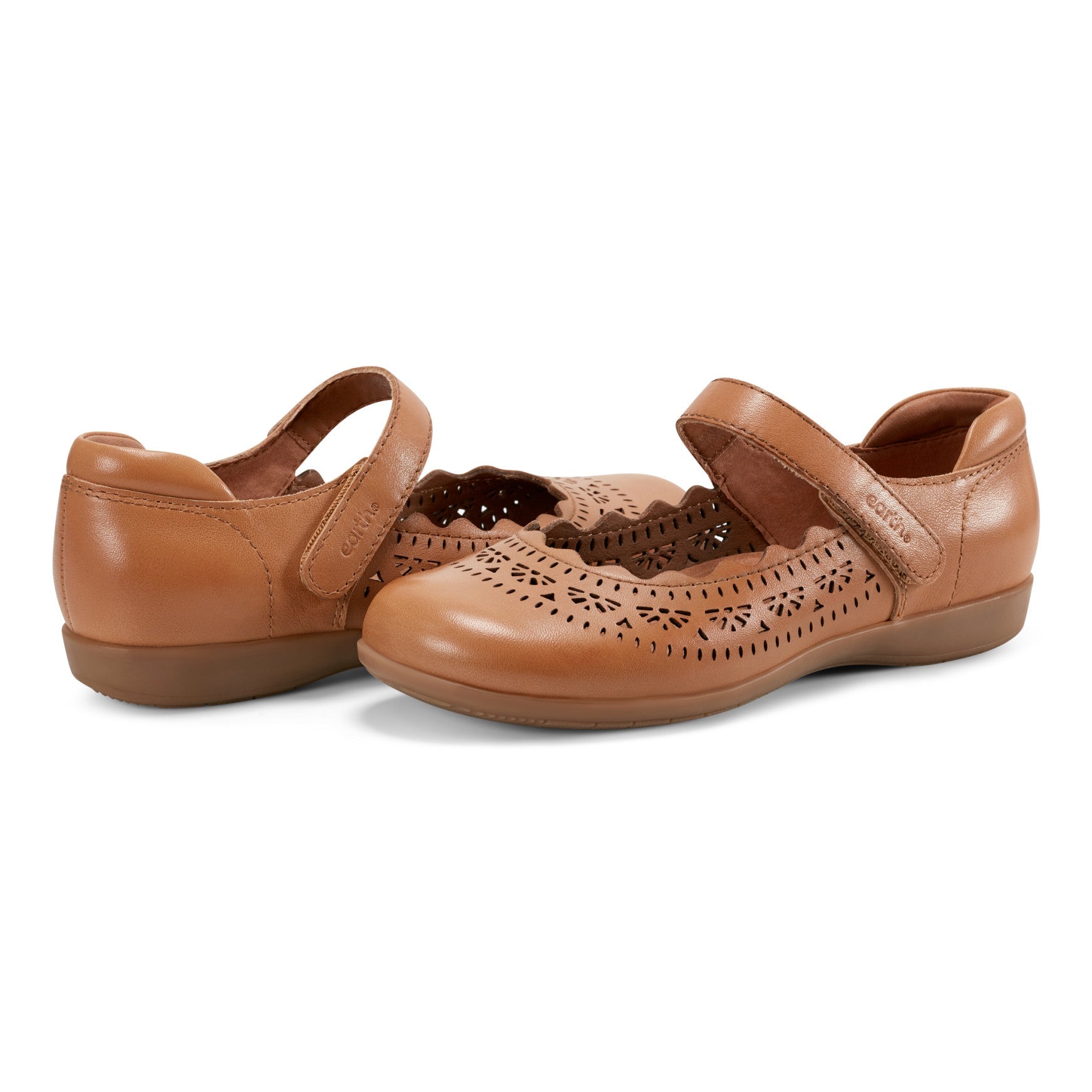 Earth Shoes Brady Round Toe Adjustable Strap Casual Flats