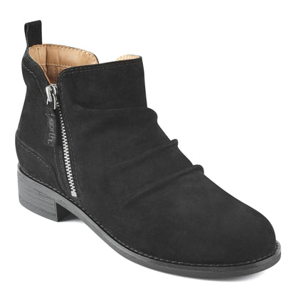 Earth Shoes Nadya Round Toe Ruched Casual Booties