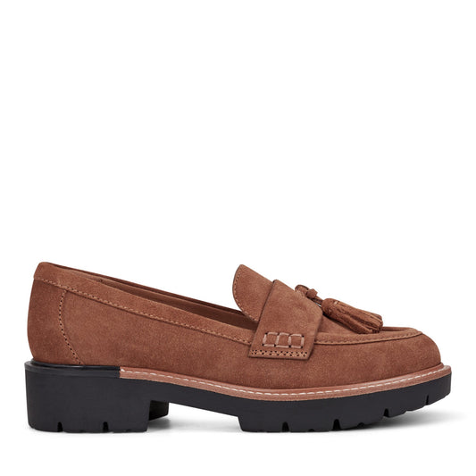 Earth Shoes Zimm Round Toe Lug Sole Casual Slip-on Loafers