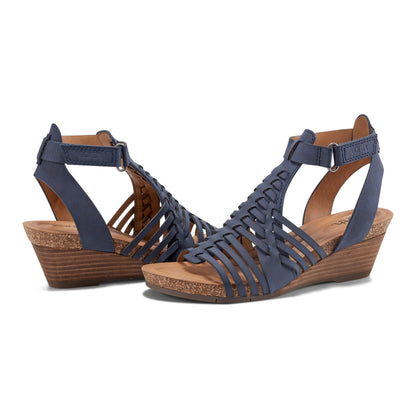 Earth Shoes Hattie Round Toe Strappy Wedge Sandals