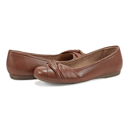 Earth Shoes Jacci Lightweight Round Toe Slip-on Dress Flats