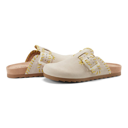 Earth Shoes Gena Round Toe Slip-on Flat Casual Clogs