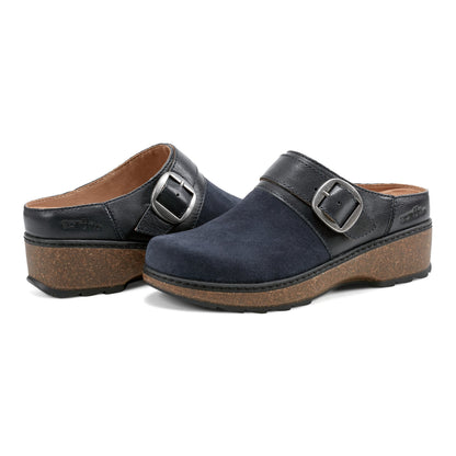 Earth Shoes Kulla Slip-on Round Toe Casual Clogs