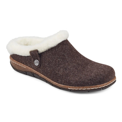 Earth Shoes Elena Cold Weather Round Toe Casual Slip-on Clogs