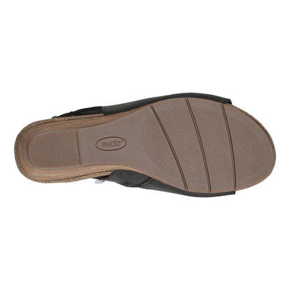 Earth Shoes Hana Round Toe Laser Cut Dress Sandals