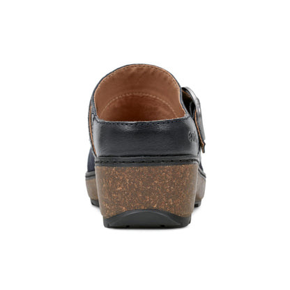 Earth Shoes Kulla Slip-on Round Toe Casual Clogs